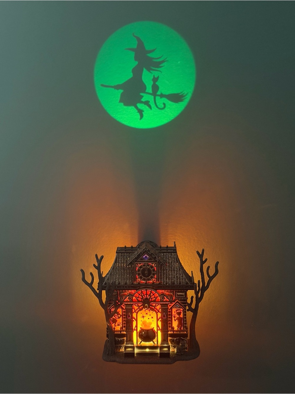 Bath & Body Works Halloween Haunted House Witch Projection Wallflower Plug NWT